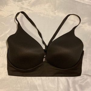 Victoria's Secret Wireless Plunge